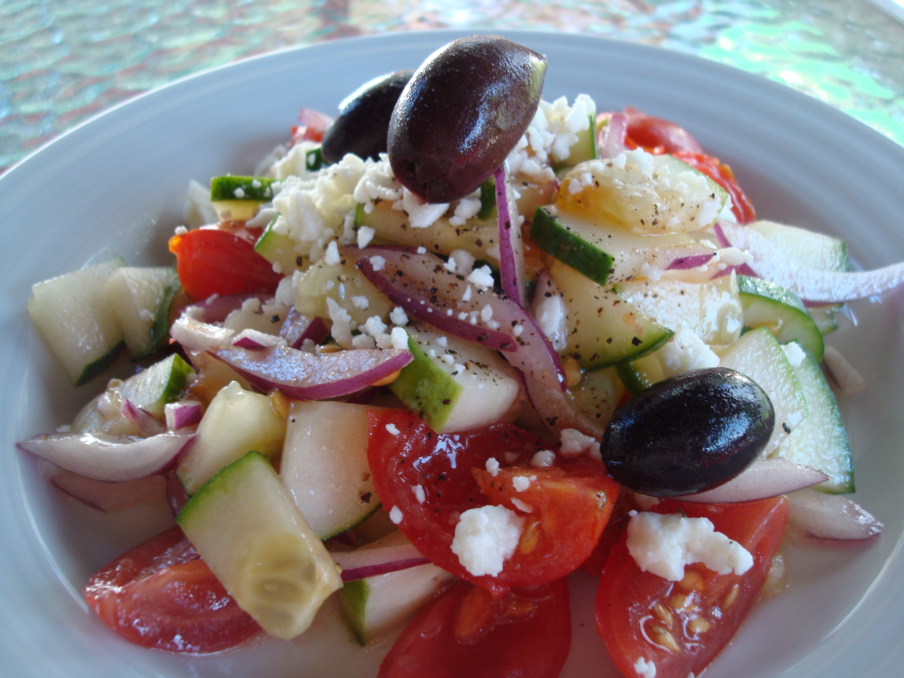 GREEK INSPIRED SALAD