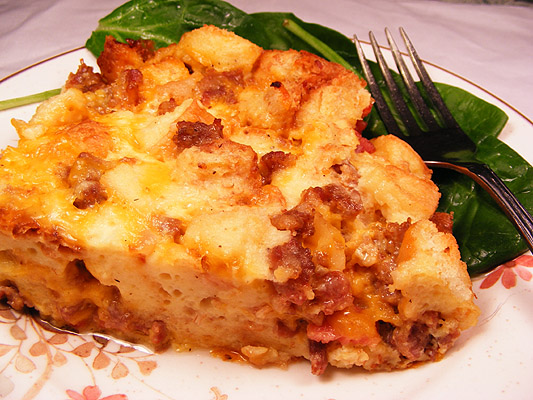 MEATY BREAKFAST CASSEROLE