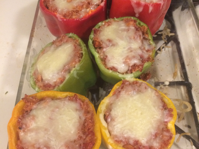 HEALTHY QUINOA AND GROUND TURKEY STUFFED PEPPERS