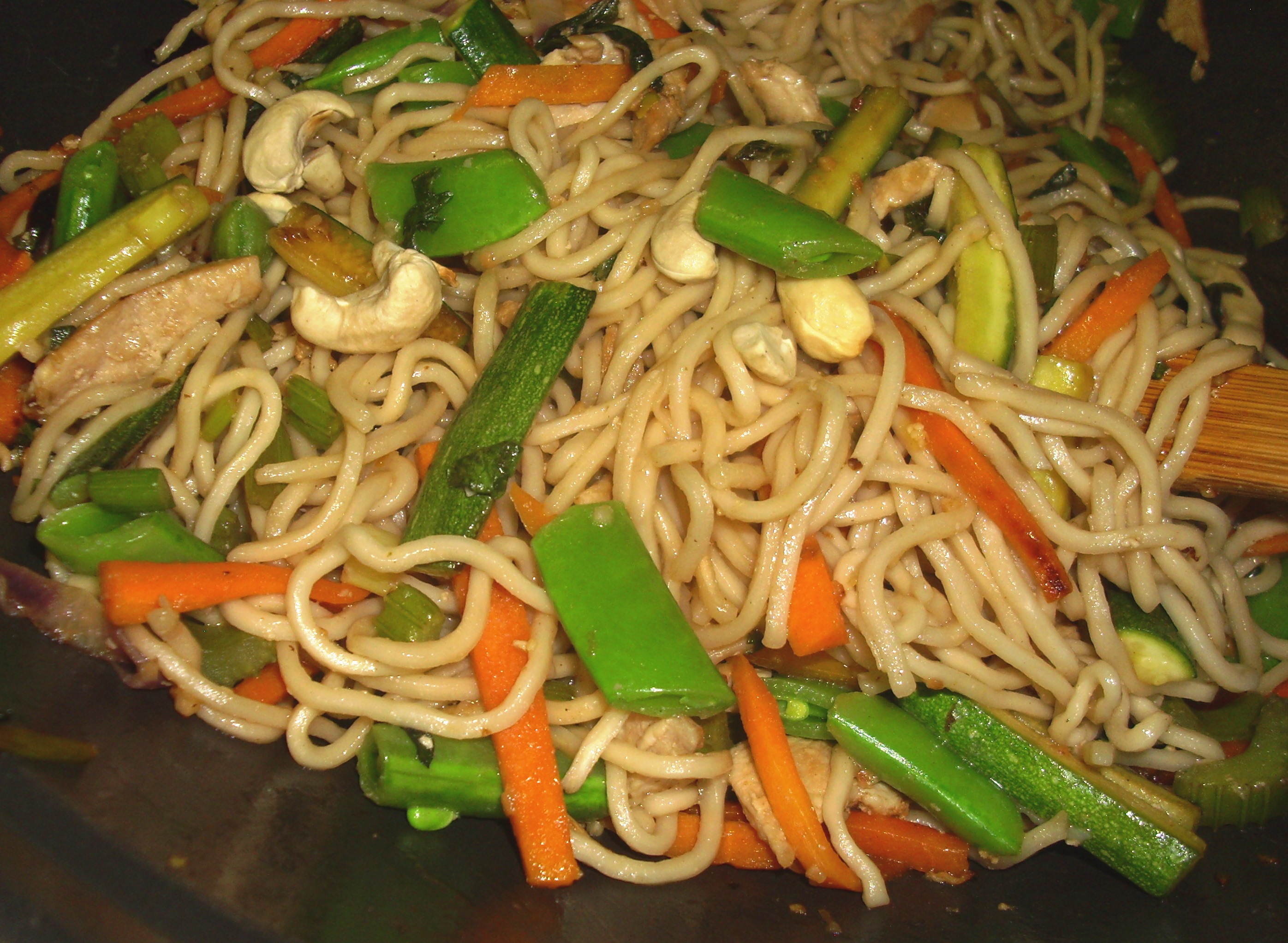 canton stir  fried noodles