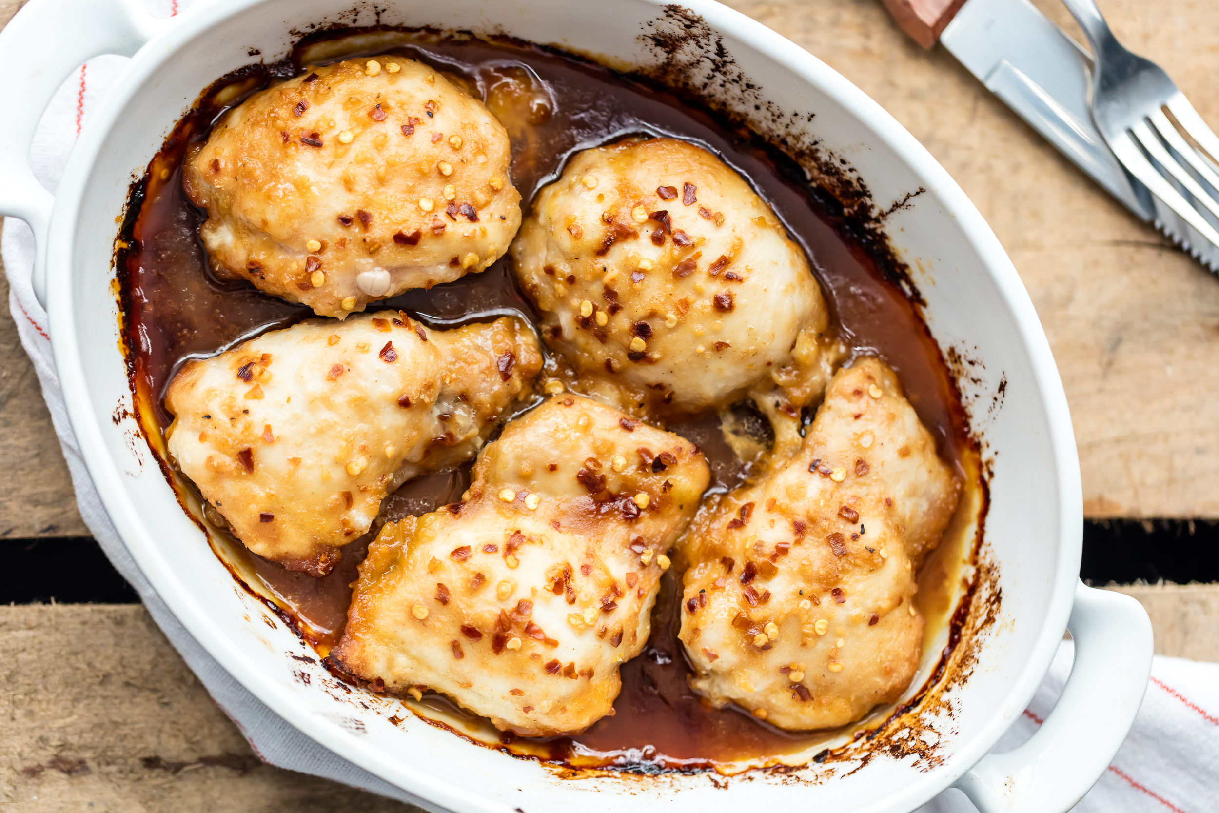 HONEY GARLIC CHICKEN THIGHS