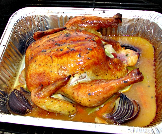 HERB AND LEMON CHICKEN IN A CLAY POT