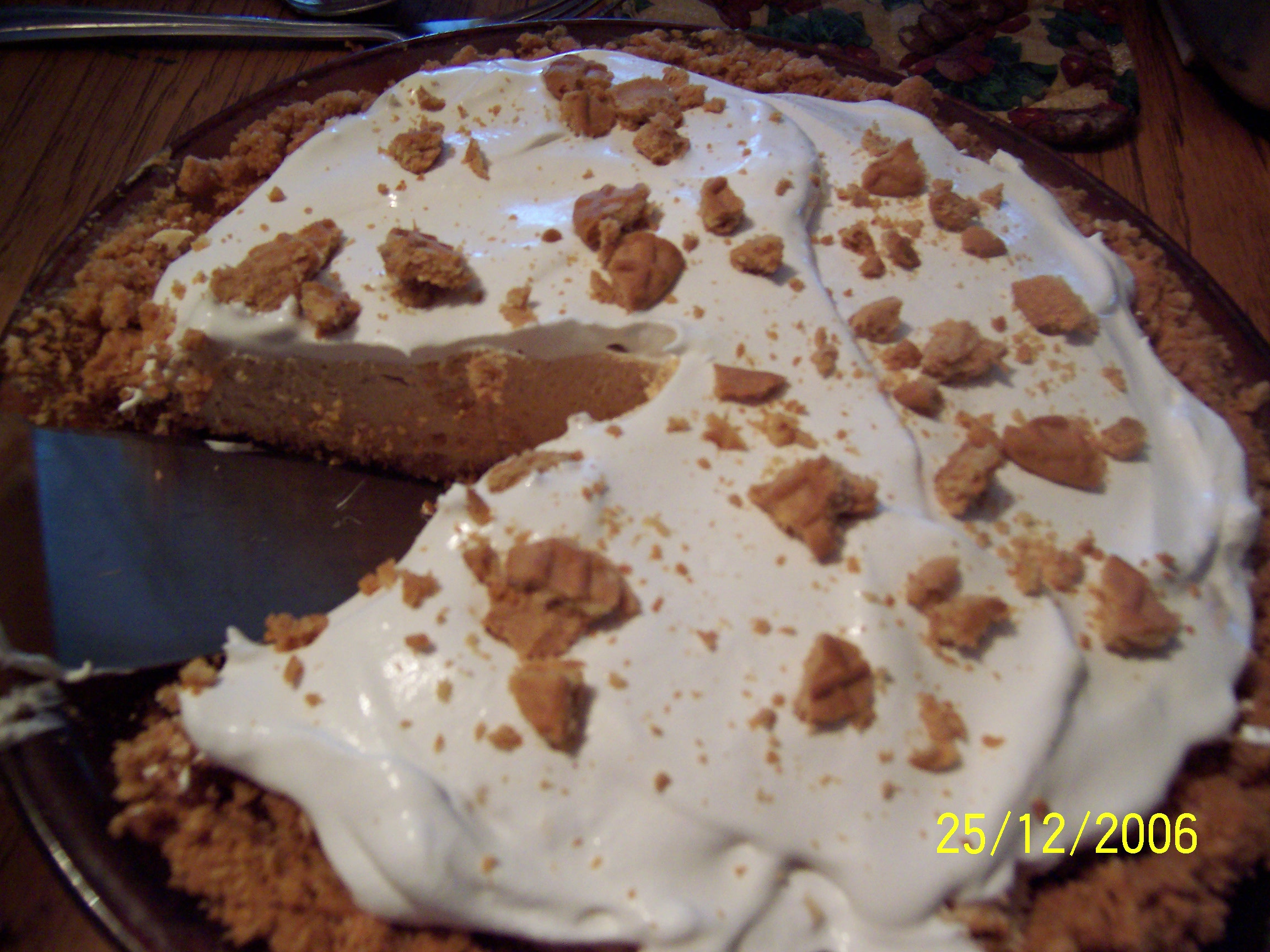 NUTTER BUTTER FROZEN PEANUT BUTTER PIE