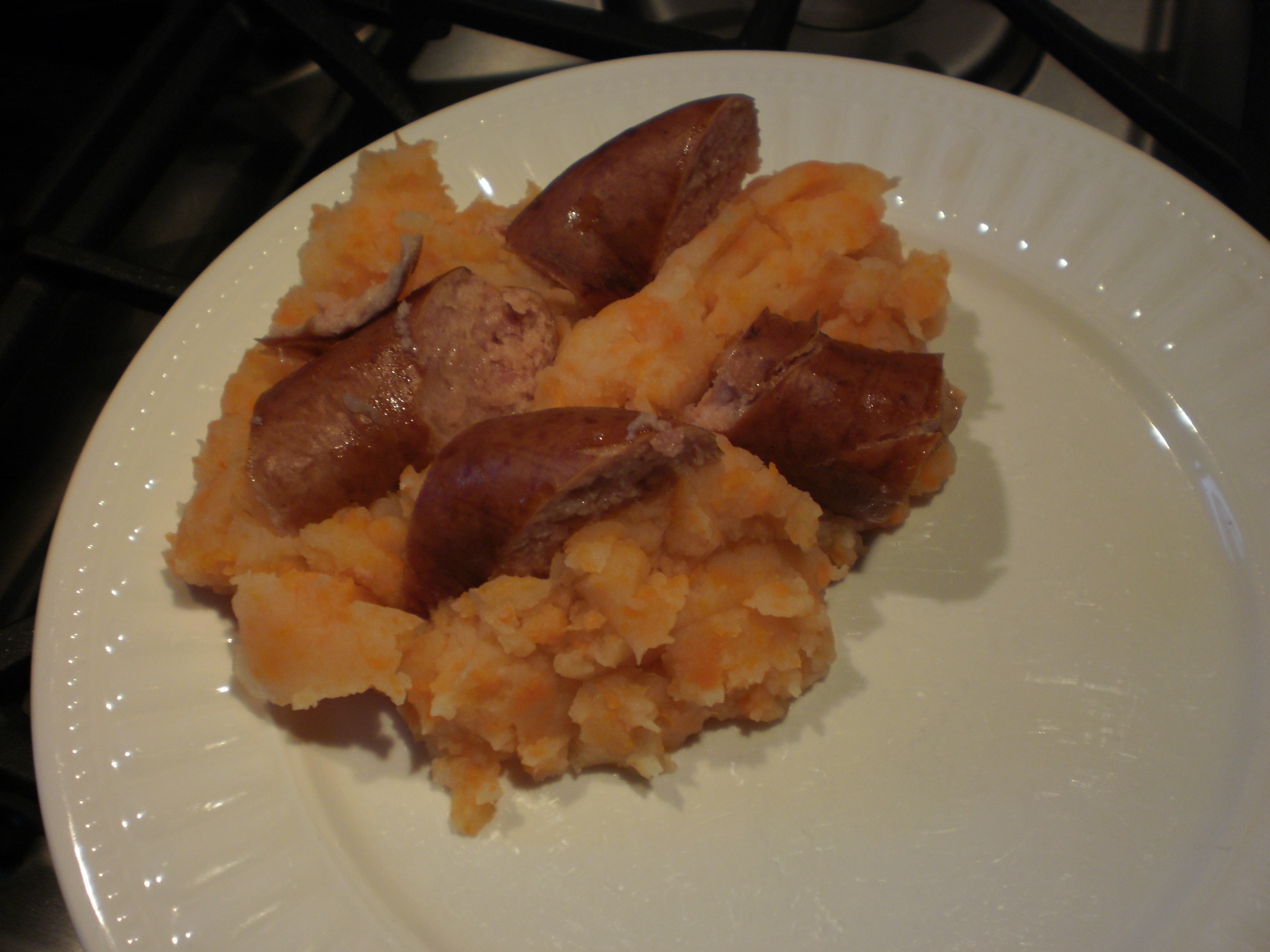 Dutch Hutspot - dish of boiled and mashed potatoes, carrots and onions.  traditional Dutch cuisine Stock Photo - Alamy