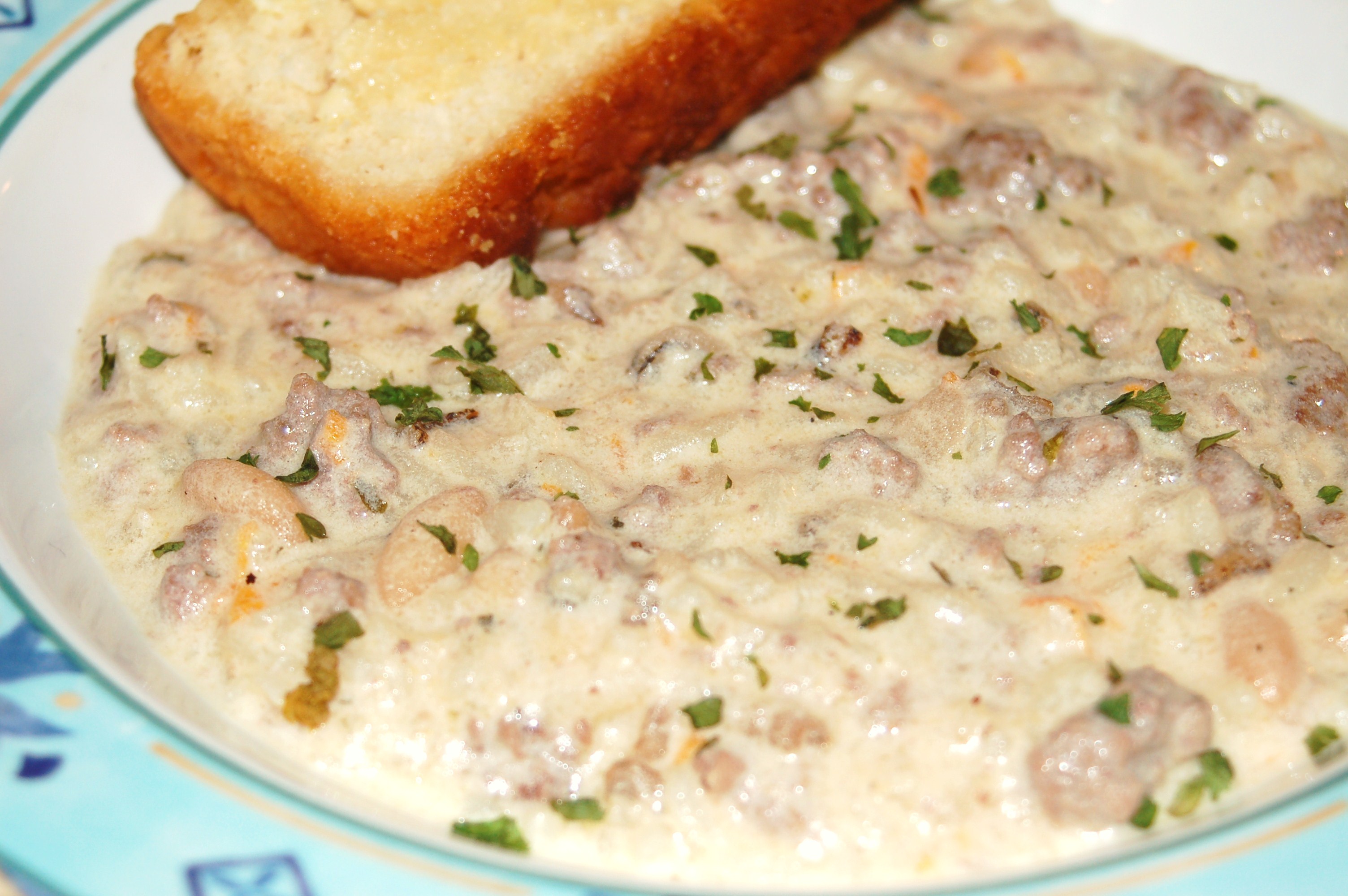 JAN'S COMFORTING, YUMMY BUT NAUGHTY CHICKEN WILD RICE SOUP