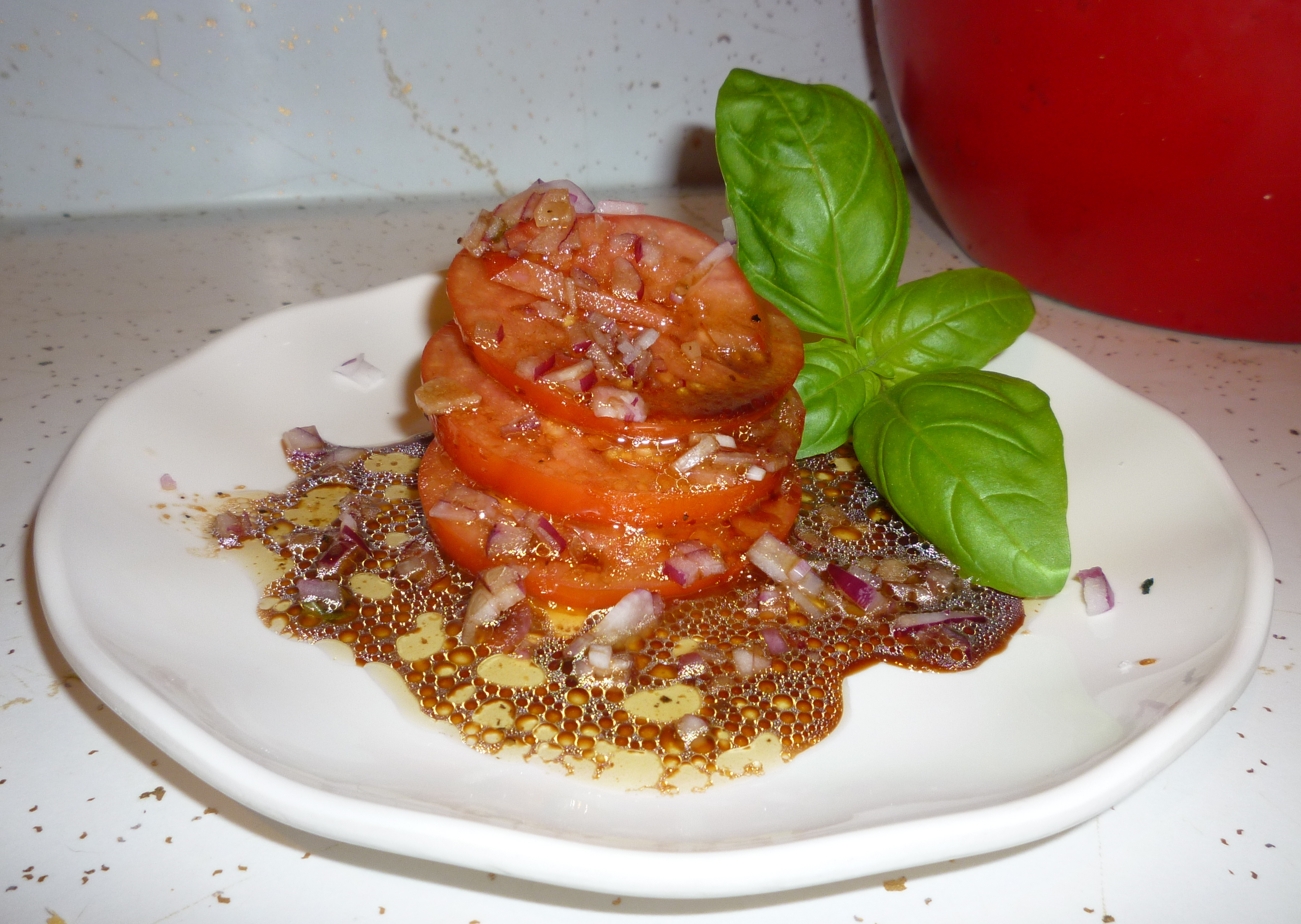 MEDITERRANEAN SUMMER TOMATOES