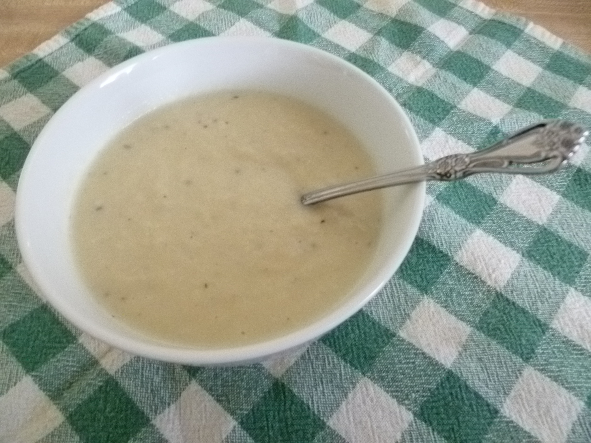 CAULIFLOWER BISQUE