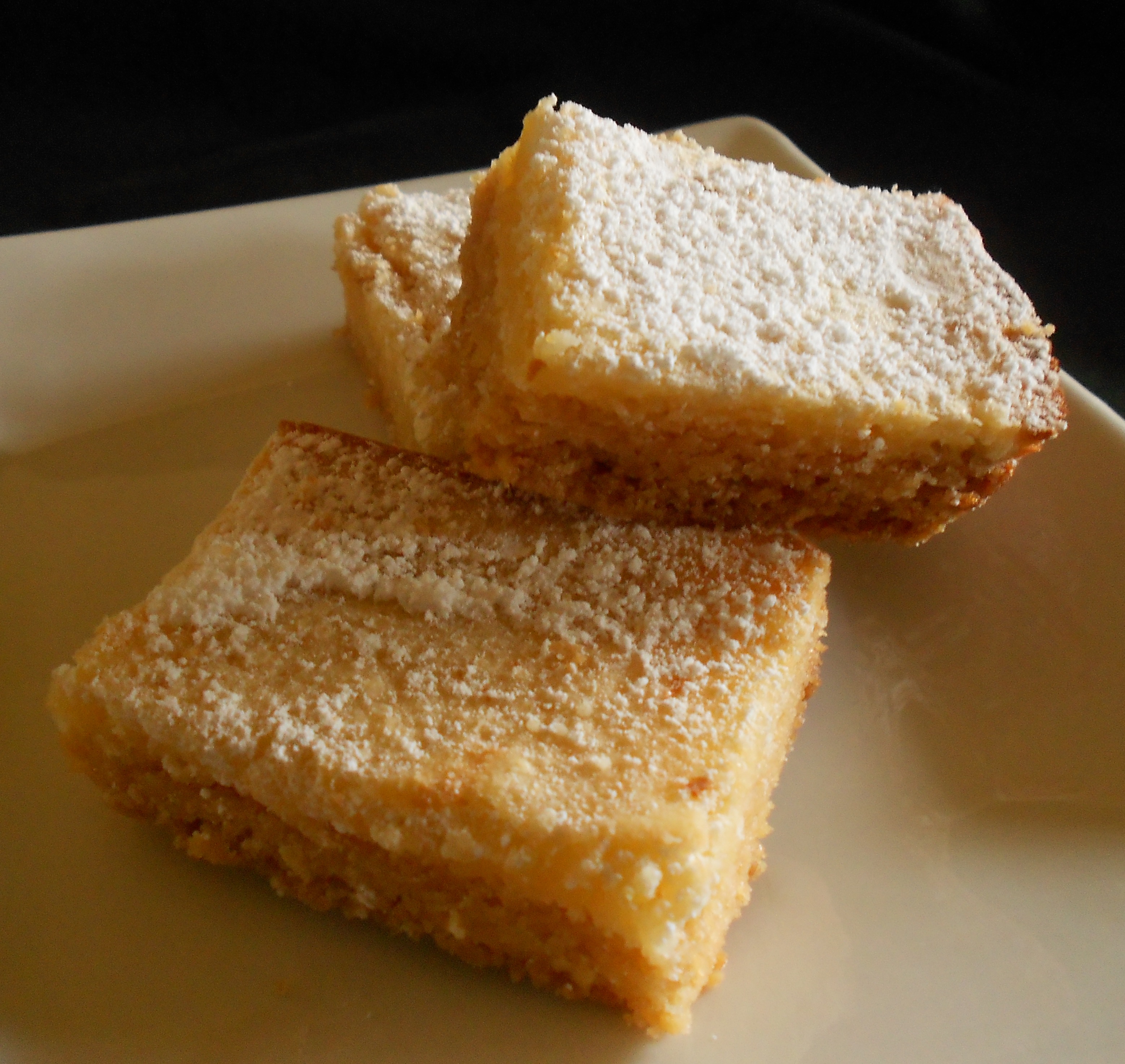 DELUXE LEMON BARS