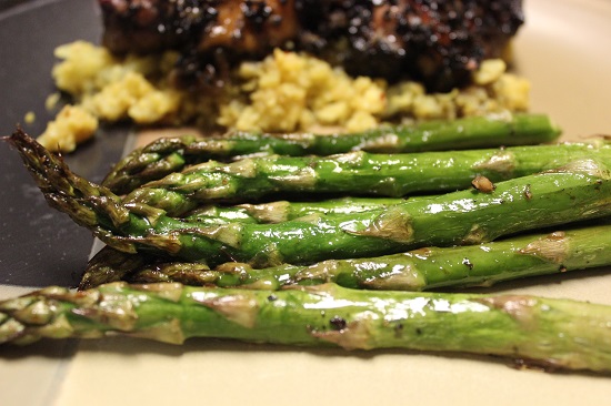 ✬  ASIAN ROASTED ASPARAGUS