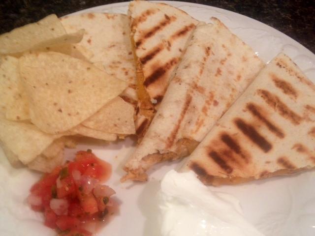 How to Make a Grilled Chicken Quesadillas: Panini Recipe — Closkitchen