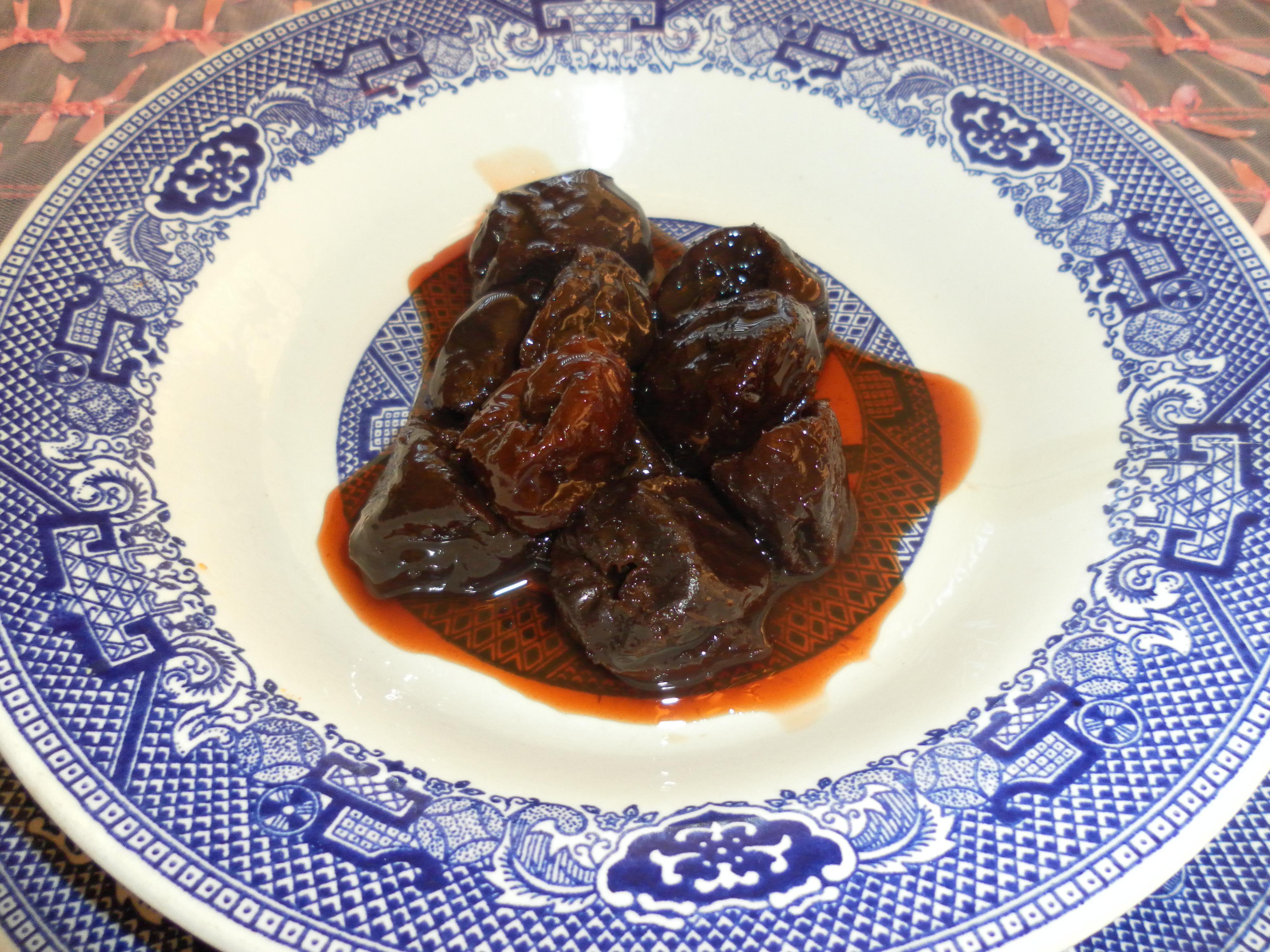 MY GRANDMA'S NATURAL REMEDY FOR CONSTIPATION (STEWED PRUNES)