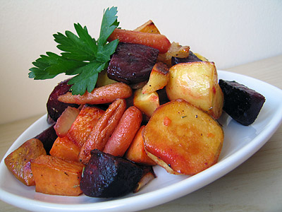 MAPLE ROASTED ROOT VEGETABLES