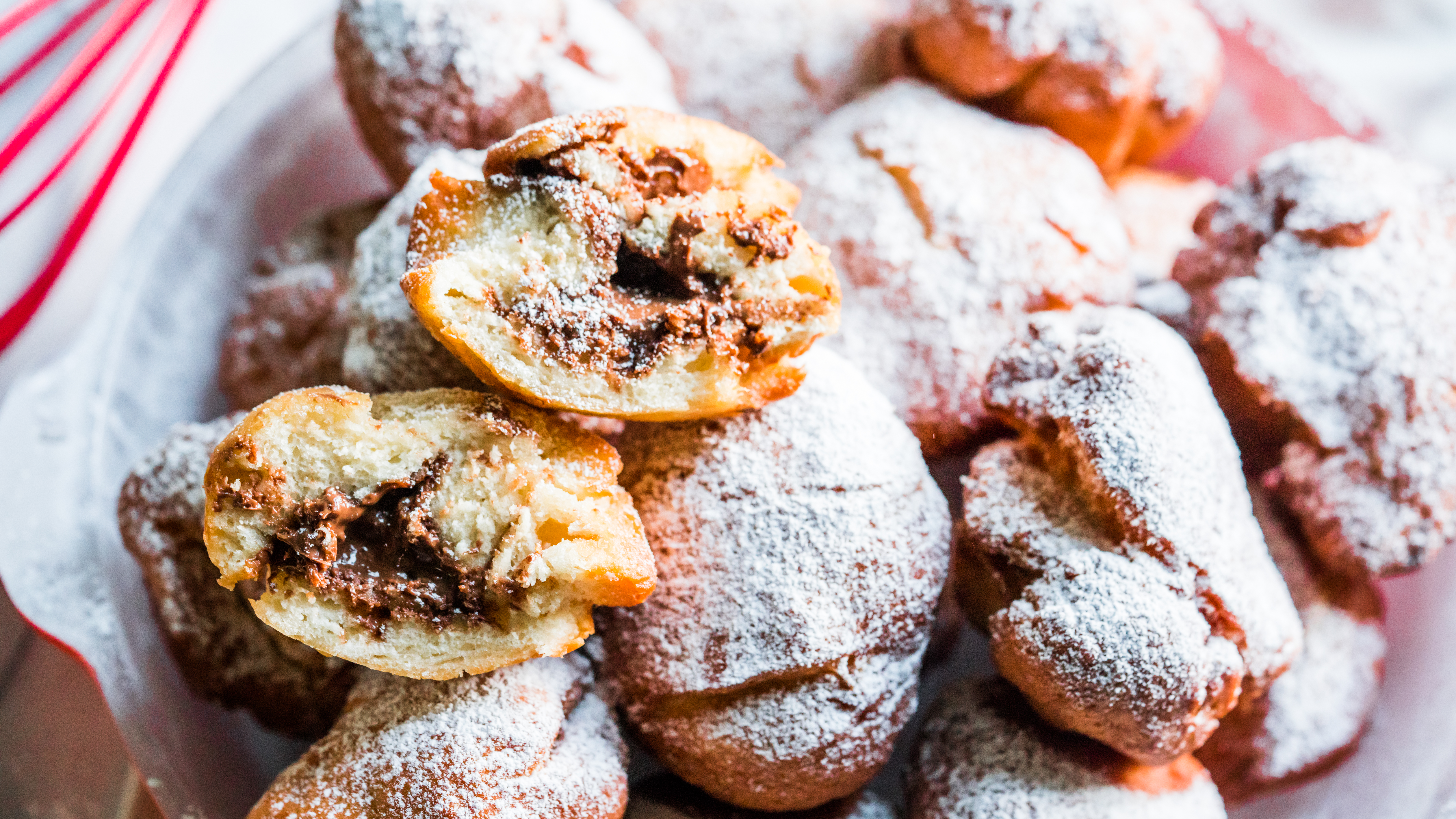 Nutella Cream-Stuffed Beignets