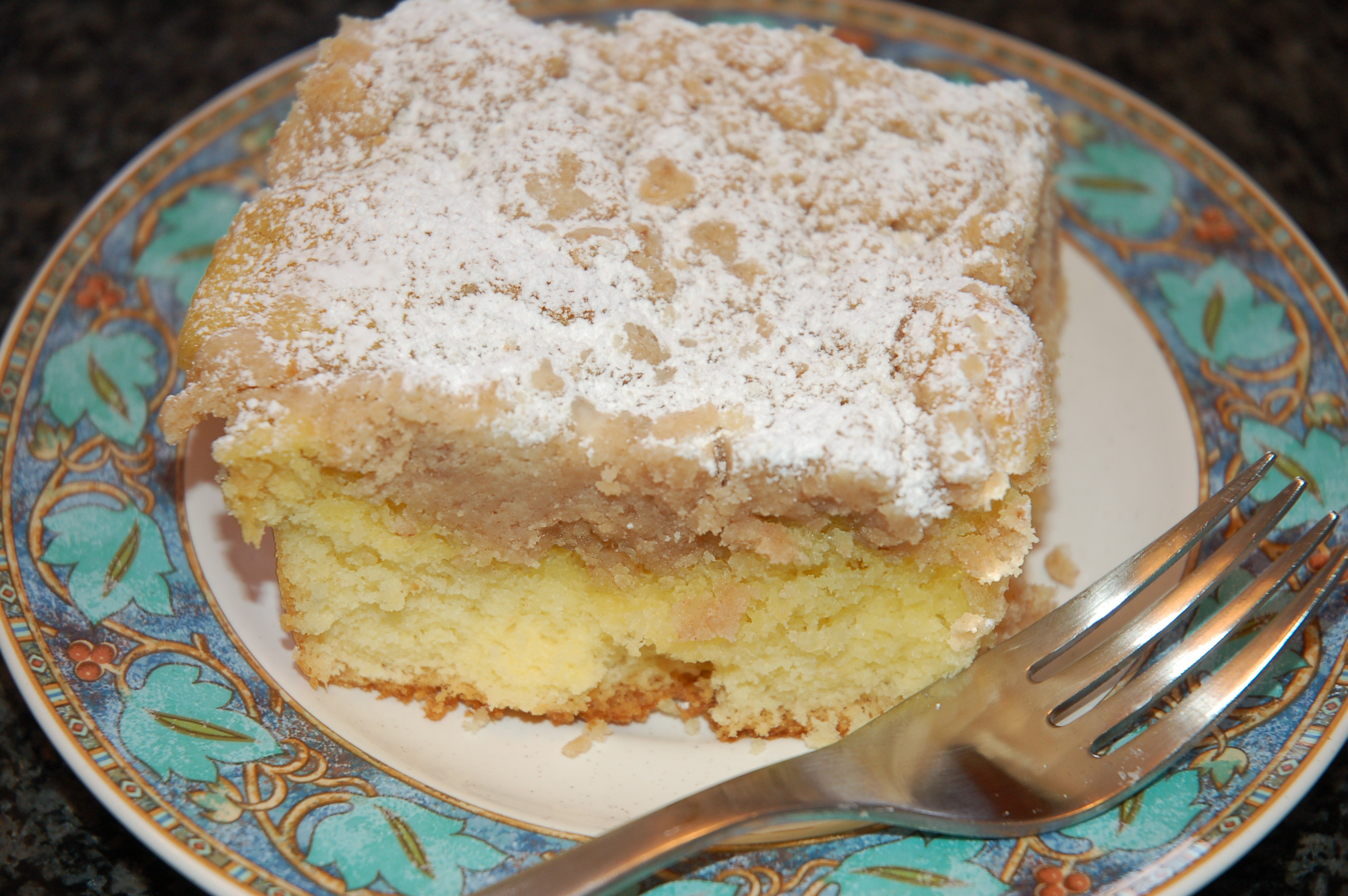 CRUMB CAKE