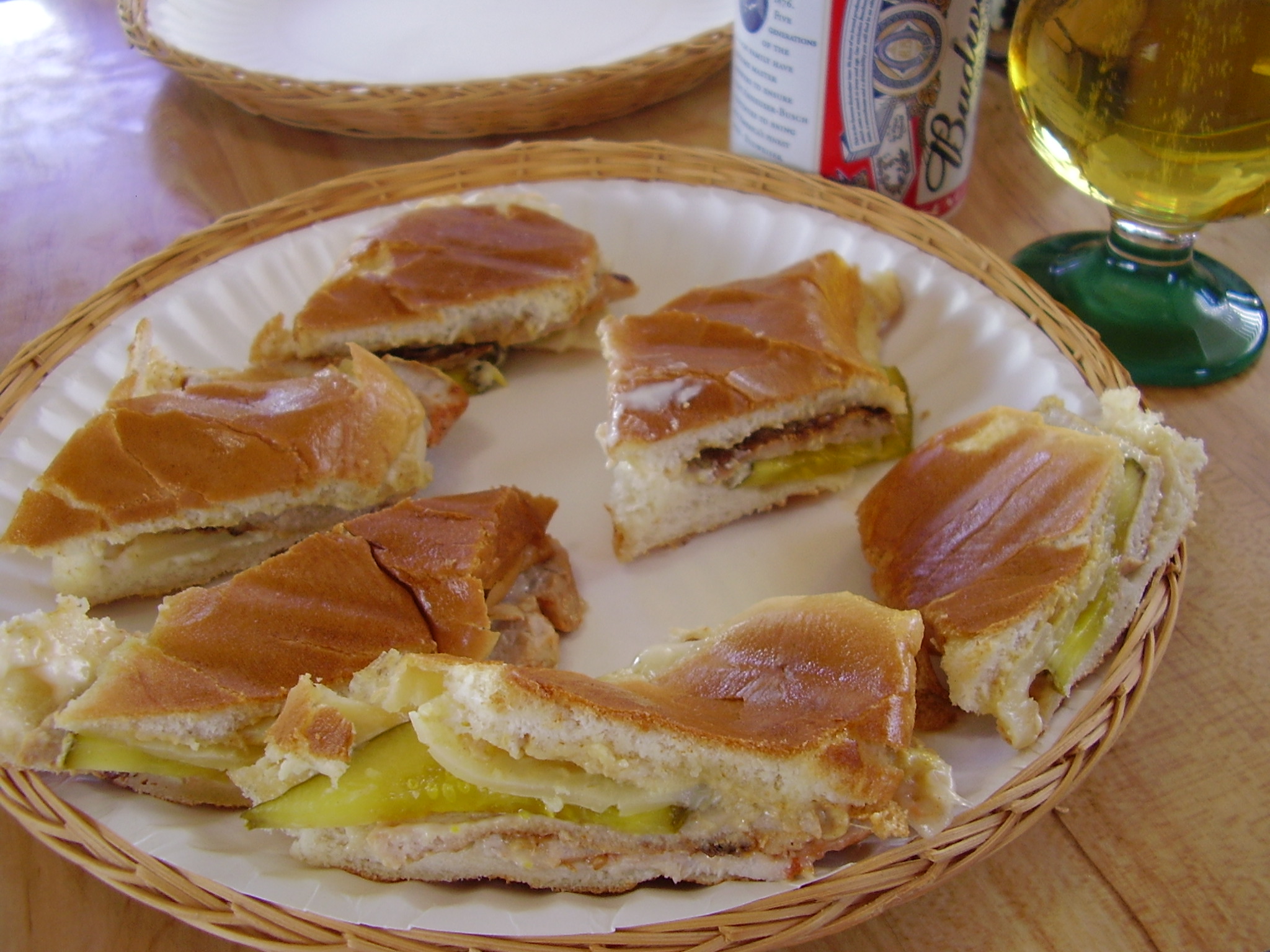 GRILLED SANDWICHES (CUBAN STYLE)