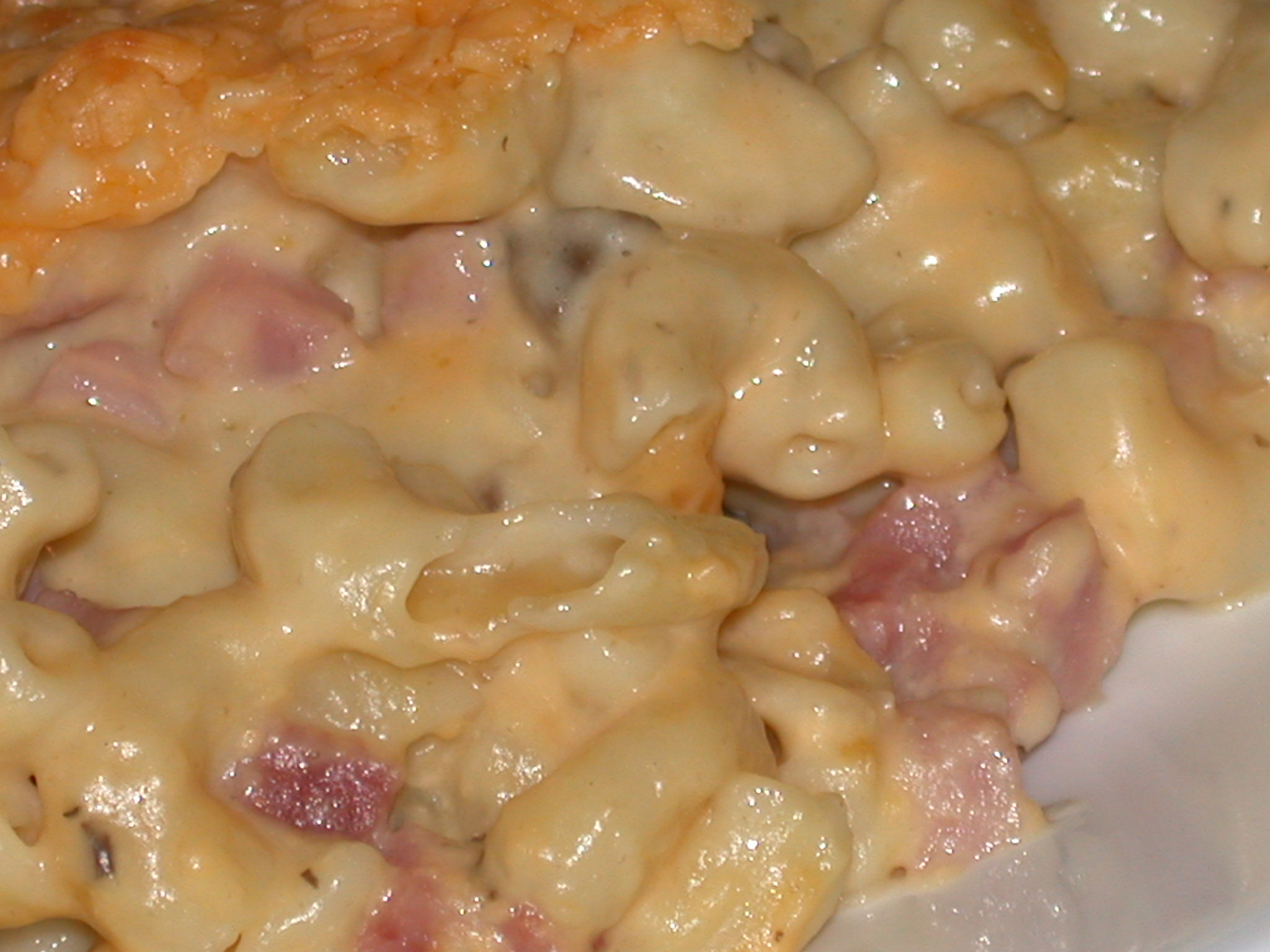 MOM'S HAMMY MACARONI N' CHEESE