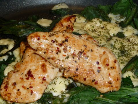 GREEK CHICKEN AND SPINACH