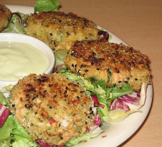 ASIAN SALMON CAKES