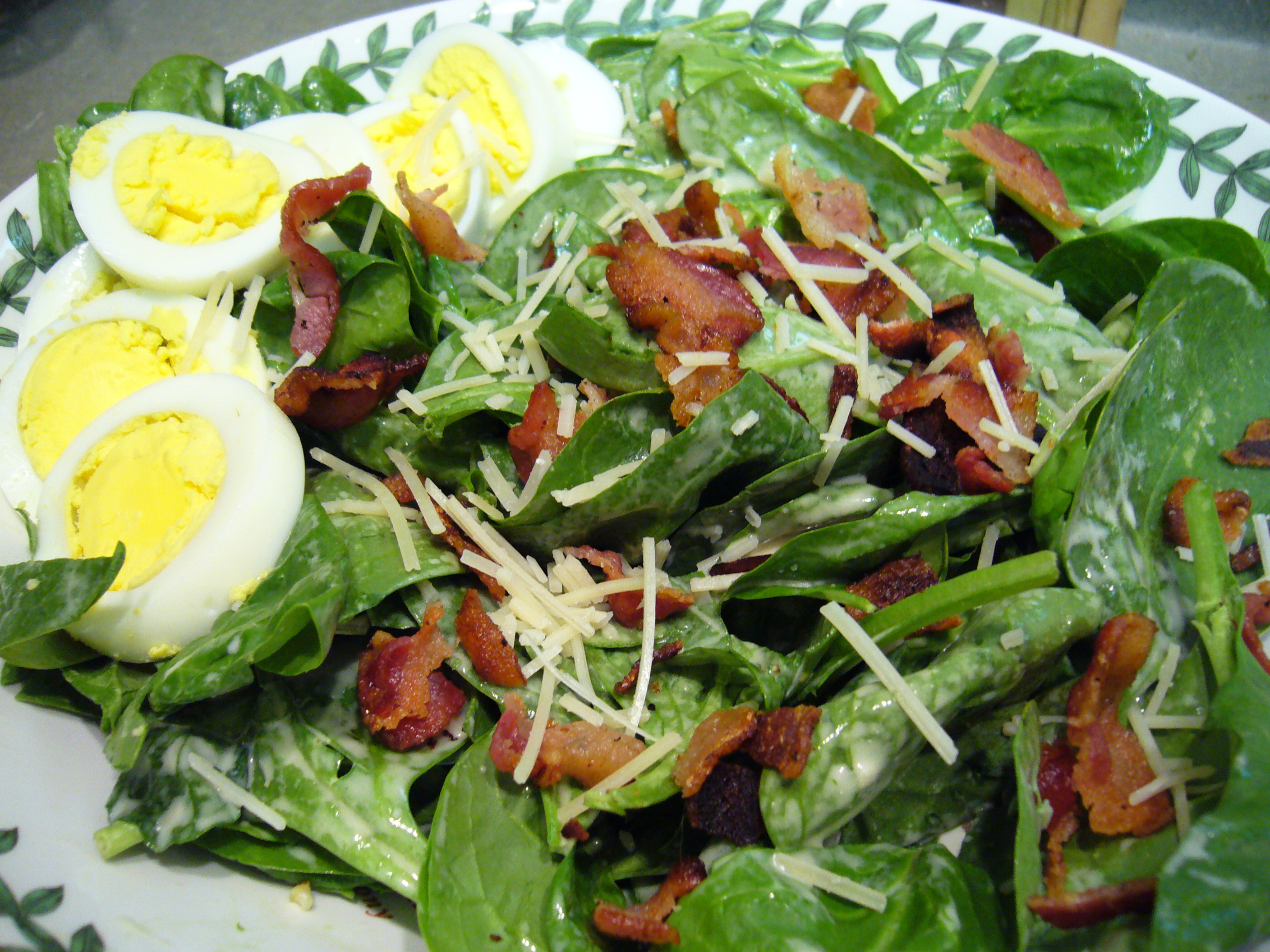 SPINACH SALAD WITH MUSTARD-BACON DRESSING