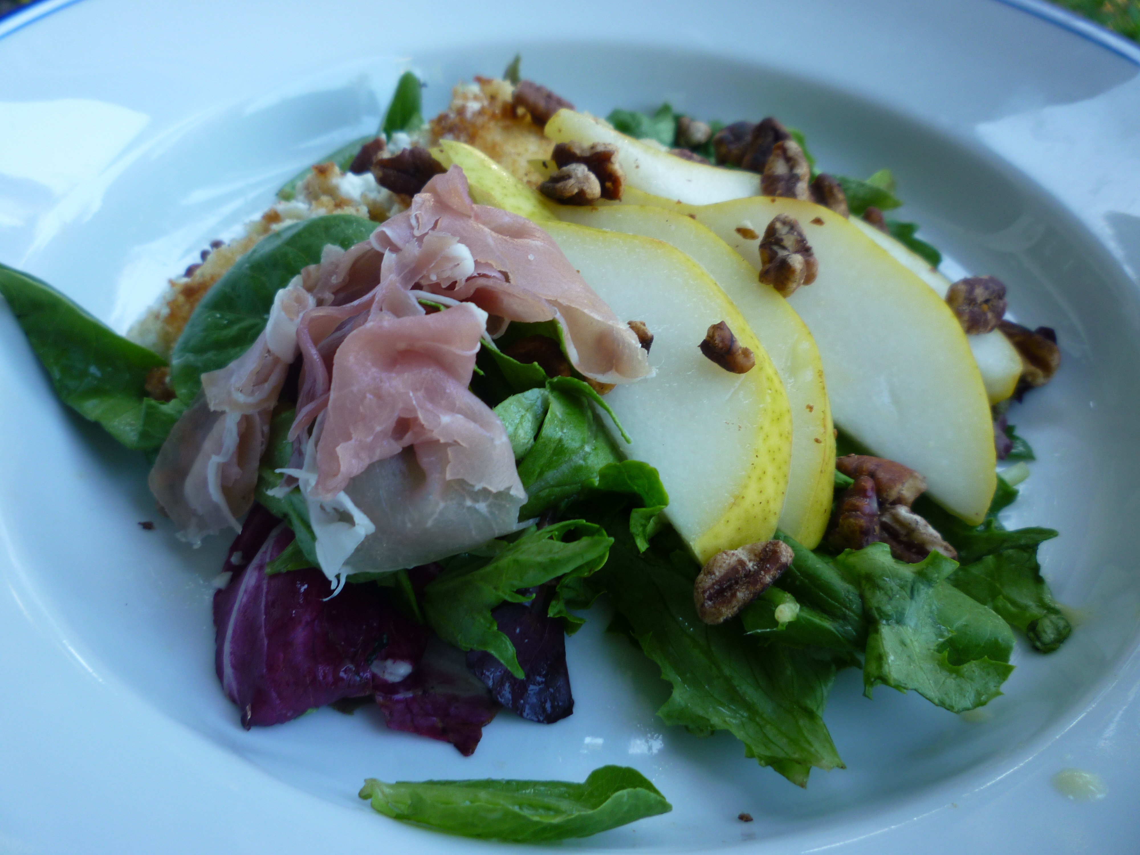 Melon and Parma Ham Salad With Mint Dressing, image size:4000x3000