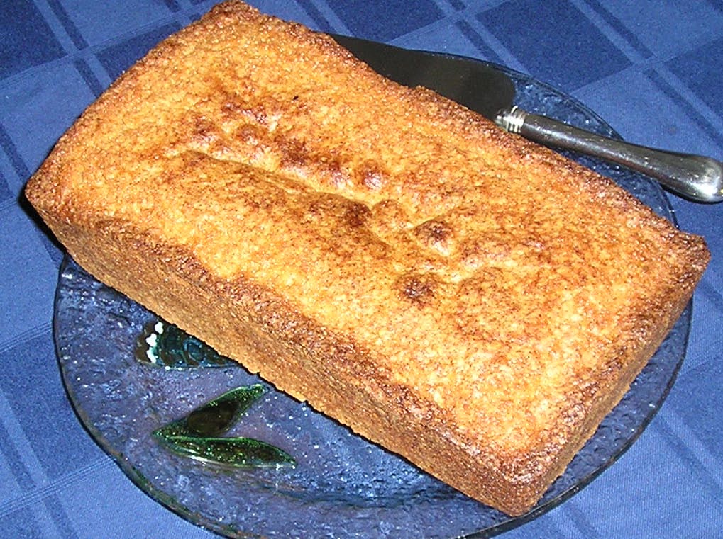 ALMOND POUND CAKE