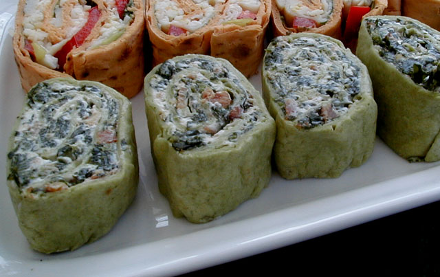 SPINACH PINWHEEL APPETIZERS