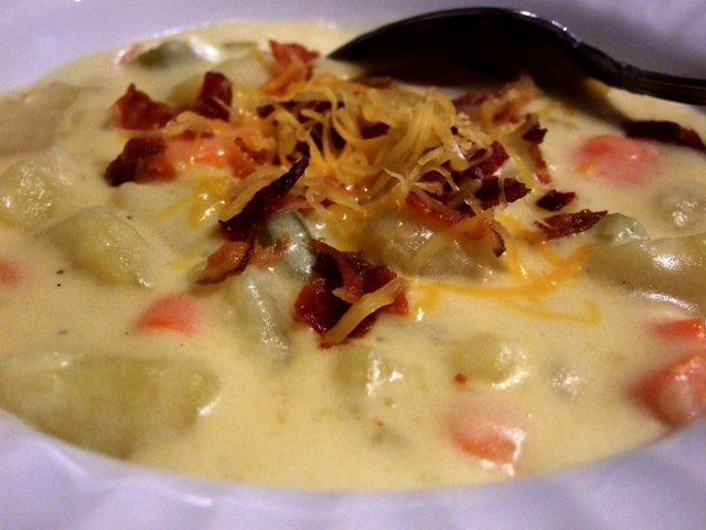 KITTENCAL'S CHEDDAR CHEESE & POTATO SOUP