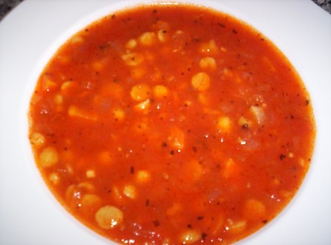 HERBED TOMATO AND CHICKPEA SOUP