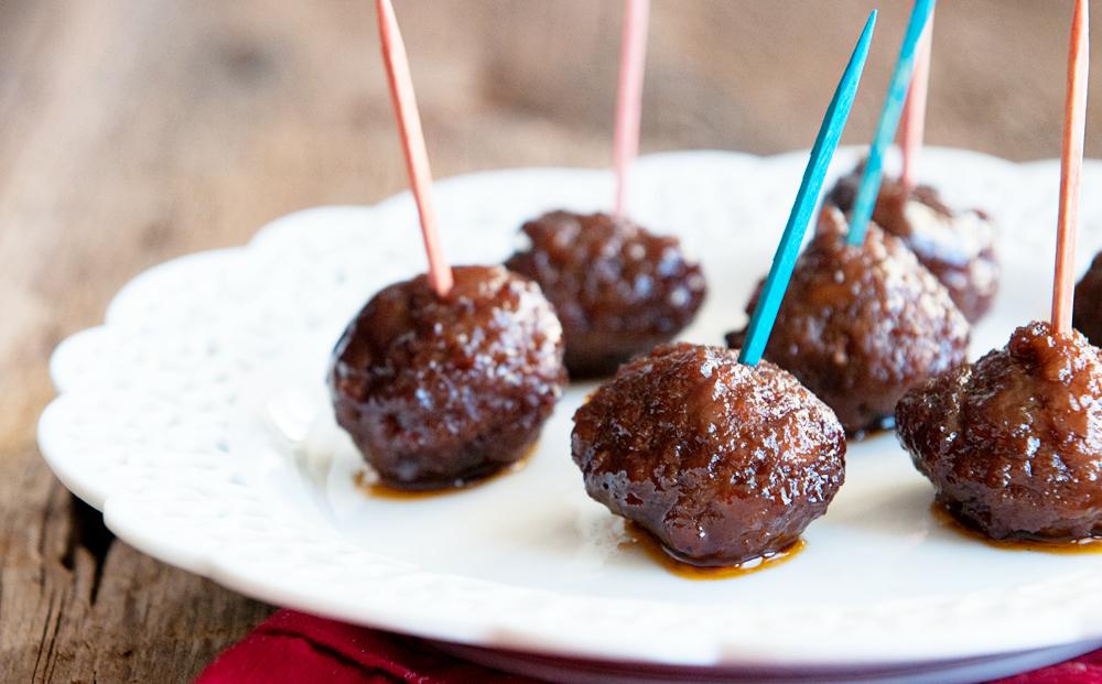 ✓ Easy APPETIZER GRAPE JELLY AND CHILI SAUCE MEATBALLS OR LIL SMOKIES