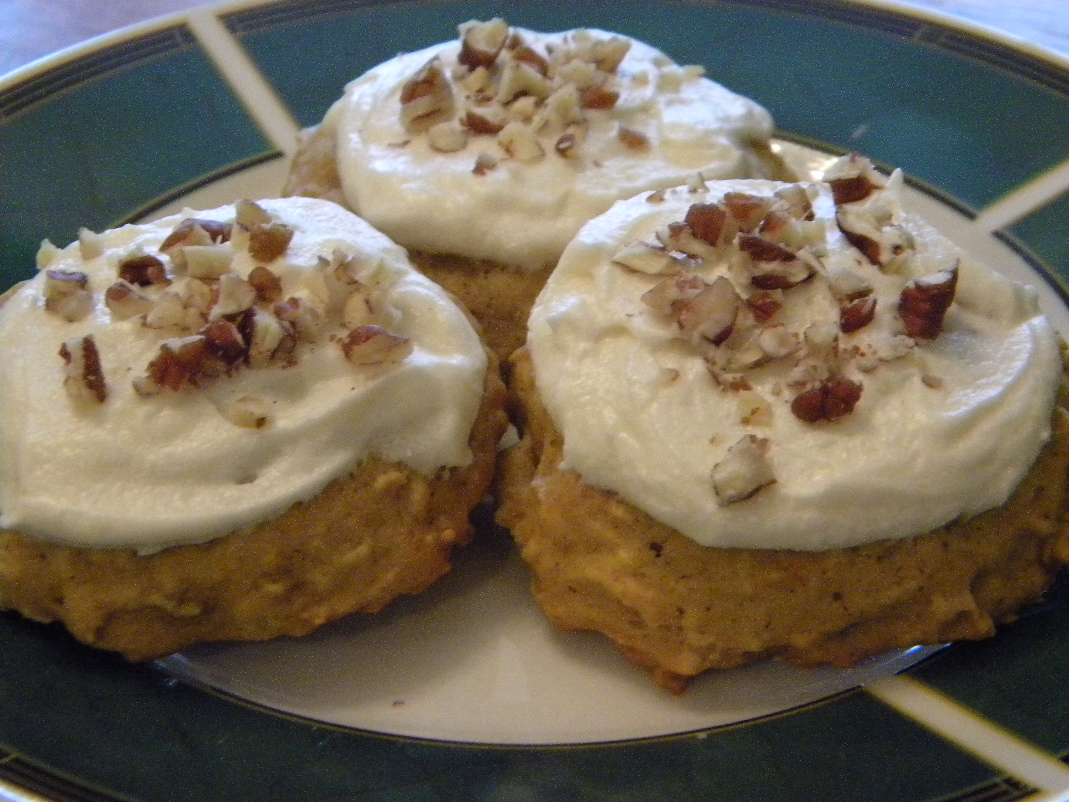 ℰ How To OLD FASHIONED SOFT PUMPKIN COOKIES