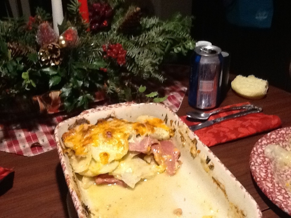 HOLIDAY HAM LEFTOVER CASSEROLE