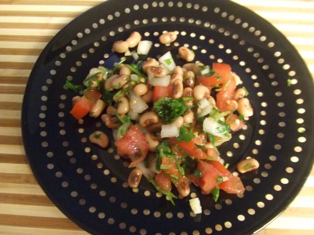 LEMONY BLACK-EYED PEA AND CILANTRO SALAD