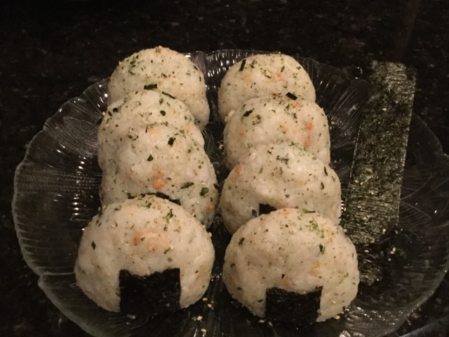 ✣  ONIGIRI (JAPANESE RICE BALLS)