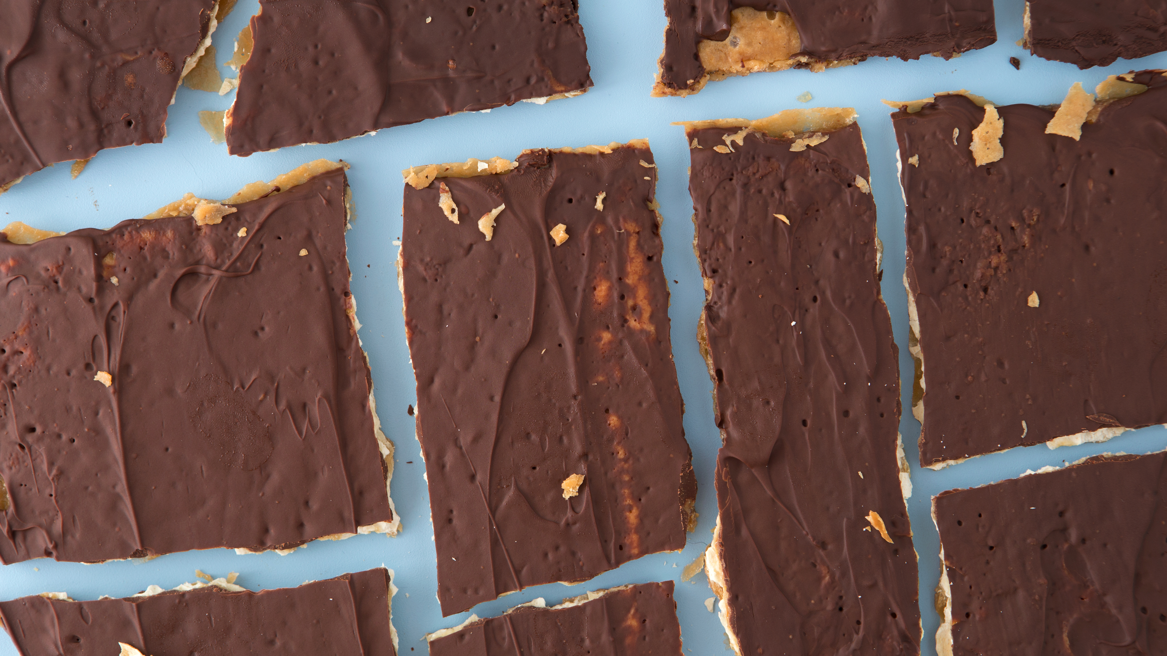 Caramel Matzo Crunch