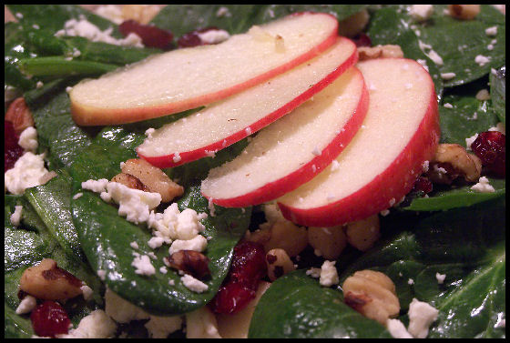 ✵ Recipe SPINACH SALAD WITH FETA CHEESE