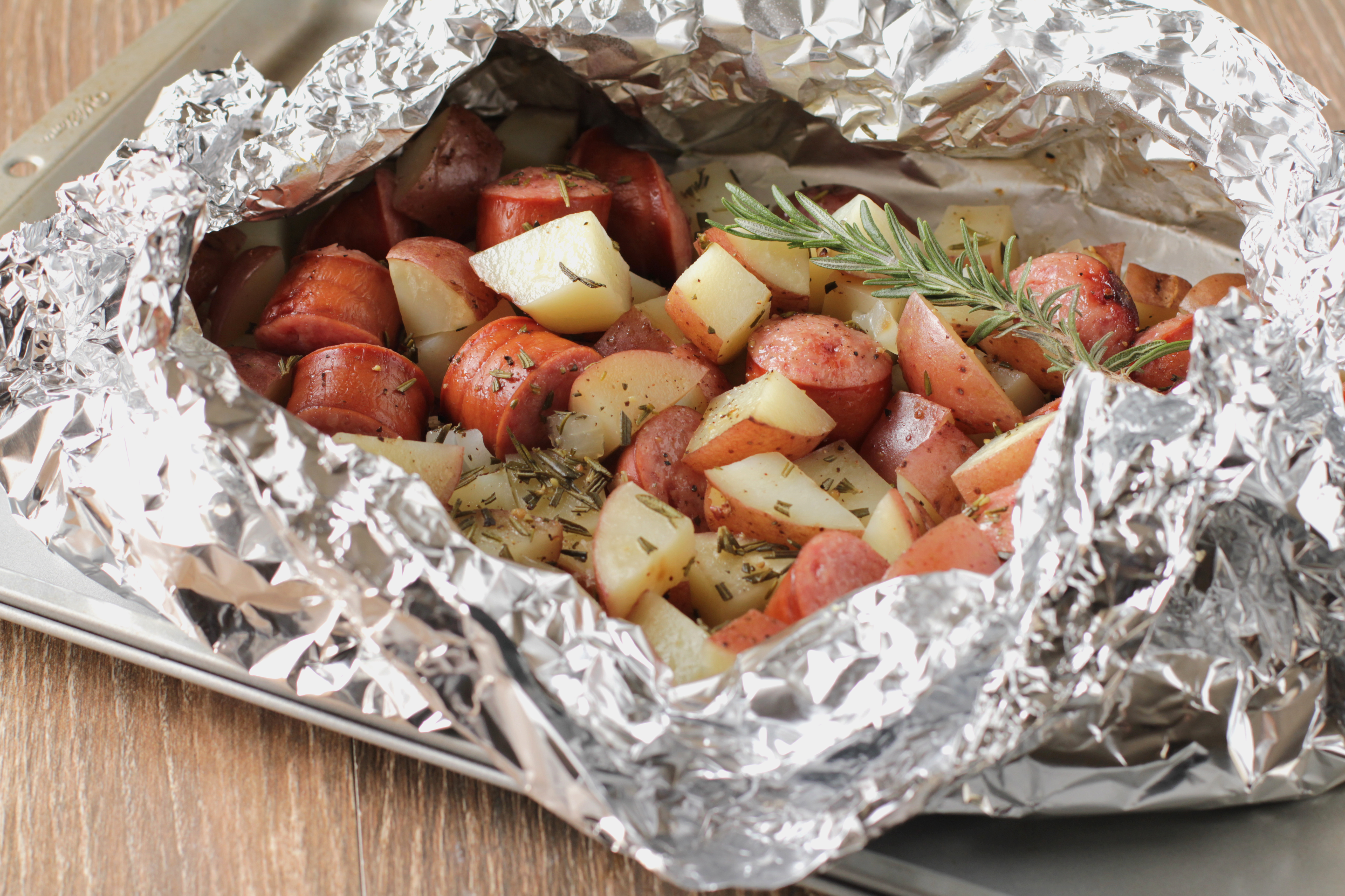 BARBECUE GRILLED KIELBASA DINNER PACKETS