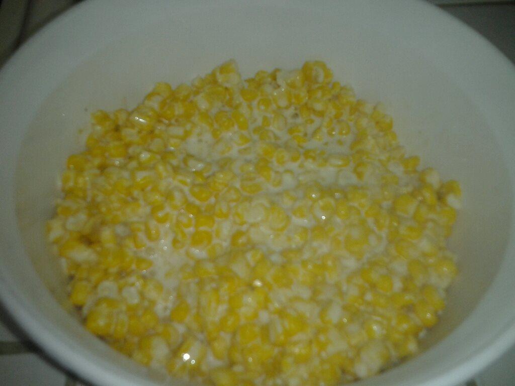 CORN WITH CREAM CHEESE