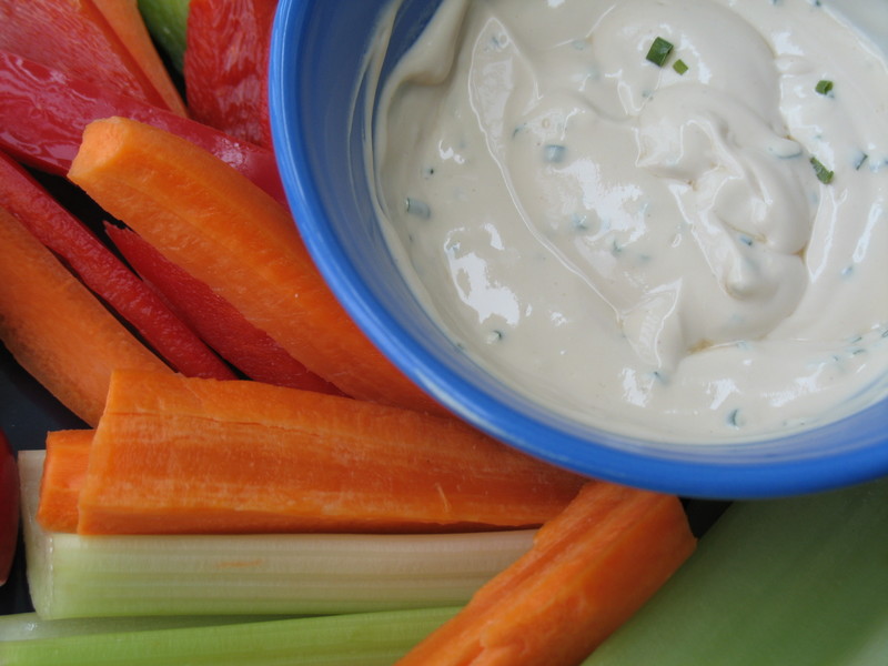 LOW-CALORIE DIP FOR RAW VEGGIES OR POTATO CHIPS