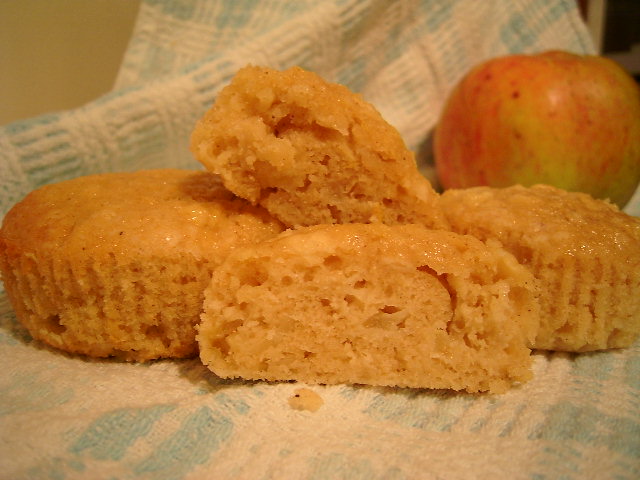 NORSK APPLE MUFFINS