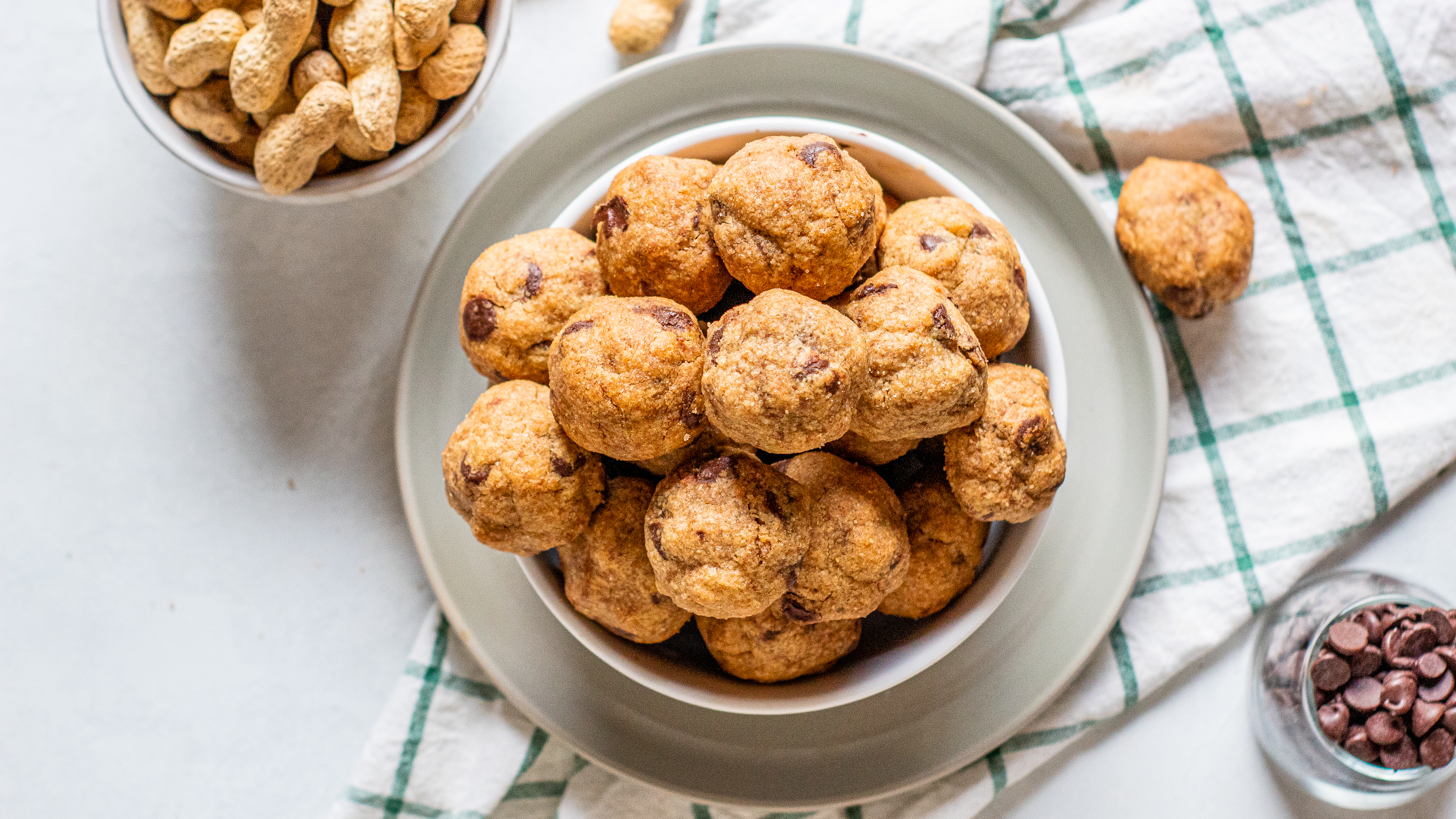 Chocolate Chip Peanut Butter Ball Cookies