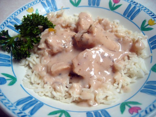 CROCK POT CHICKEN WITH MUSHROOM SOUP
