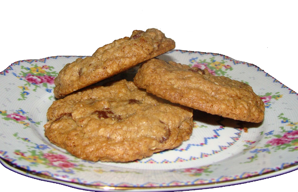 CLEMENTINE'S OATMEAL CHOCOLATE CHIP COOKIES CLEMENTINE'S OATMEAL CHOCOLATE CHIP COOKIES
