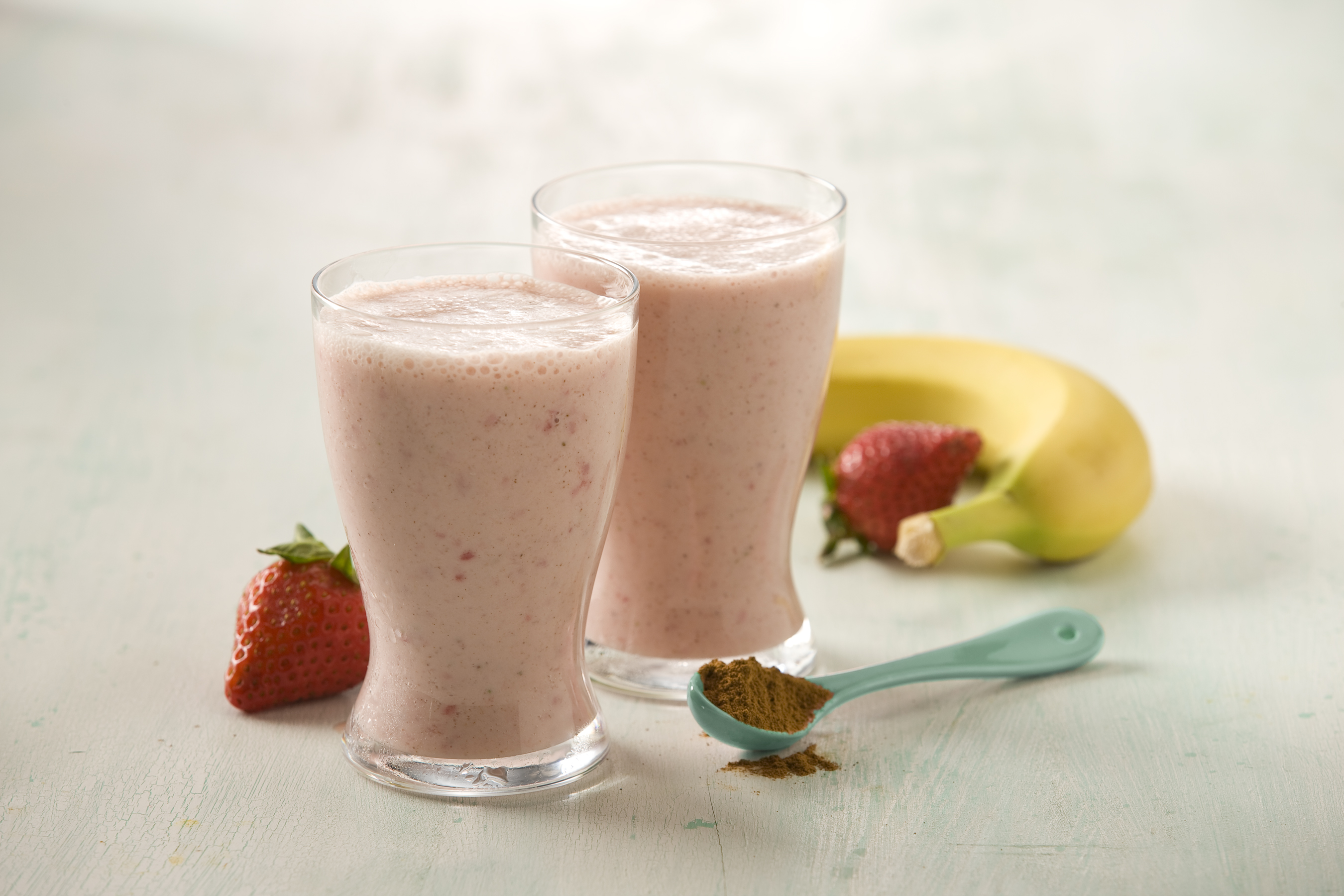 Strawberry Coconut Milk Smoothie Recipe 
