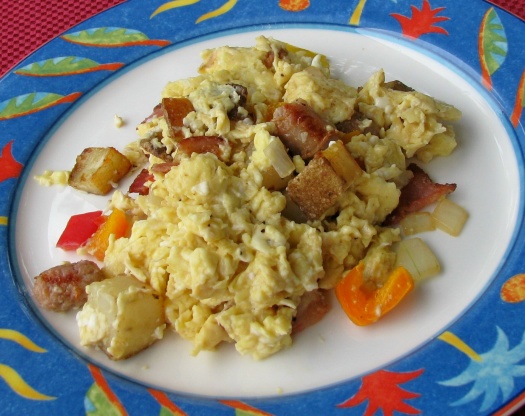scrambled eggs with potatoes and onions
