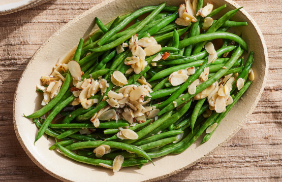Haricot Vert - French Green Beans With Garlic and Sliced Almonds Recipe - Food.com