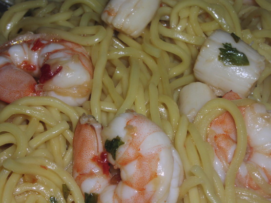 Sesame-Ginger Pasta With Shrimp And Scallops Recipe - Genius Kitchen