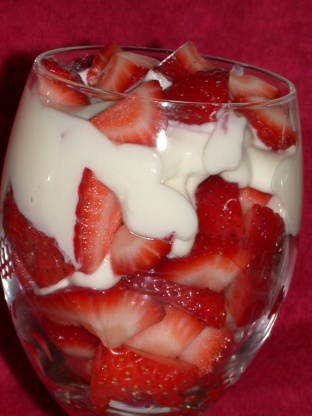 Strawberries With Devonshire Cream Recipe - Genius Kitchen