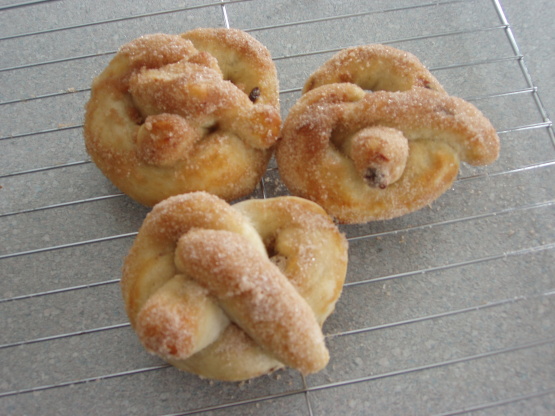 Cinnamon Raisin Soft Pretzels Recipe - Food.com
