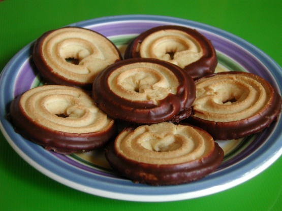 Chocolate Glaze (That Hardens when Cool)