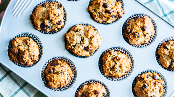 Trail Mix Granola Muffins